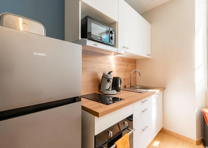 Cote Cour - 9 Min Des Sanctuaires - Moderne & Equipe - Jusqu'a 4 Couchages Lourdes